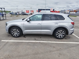 VW Touareg 2019 286 cp cu 219000 km - imagine 5