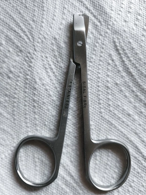 Foarfecă pentru tăiat inele