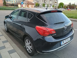 Opel Astra J facelift -1.7 CDTI -2013 - imagine 5
