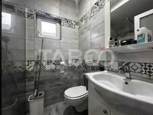 Casa individuala de vanzare formata din 2 apartamente si piscina - imagine 6
