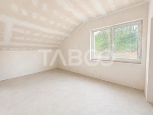 Casa tip duplex cu 4 camere si curte in Tauti Floresti - imagine 9