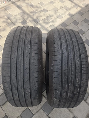Vând 3 anvelope Vara Goodyear cu dimensiunile 215/55 R17 - imagine 3