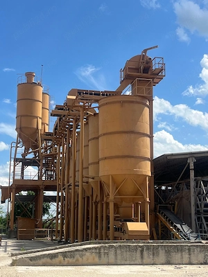 Instalație de turnat prefabricate din beton argilă expandată