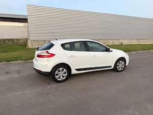 Renault Megane 3 - imagine 8