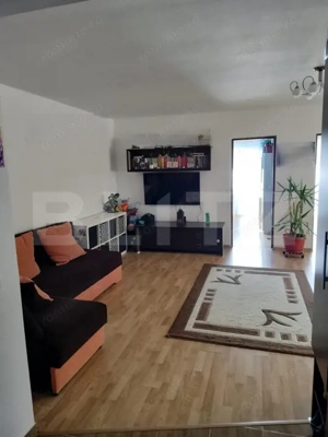 Apartament 3 dormitoare + Living, Terasa si Garaj, zona Bradet - imagine 2