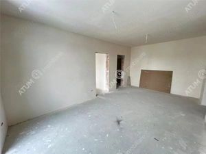 Apartament intabulat 2 camere decomandate si loc parcare in Talmaciu - imagine 3