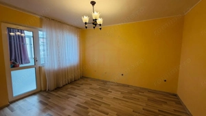 De vanzare Apartament 3 cam dec. in Galati, Micro 20, etaj 7,  65 mp - imagine 2