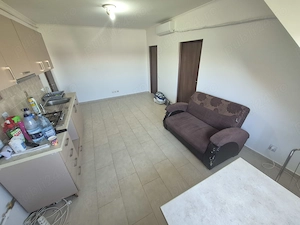 2 Cam-Lipovei-3 Min Iulius Town-55 MP-Centrala-81.000 Euro ! Negociabil - imagine 3