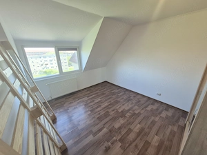 2 Cam-Lipovei-3 Min Iulius Town-55 MP-Centrala-81.000 Euro ! Negociabil - imagine 8