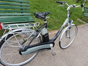 Vînd Bicicletă Electrică