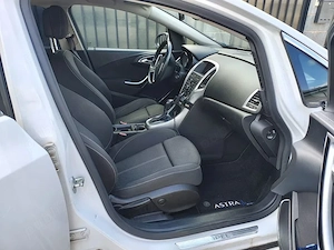 Opel Astra Vând Opel Astra J 1.6 Turbo Sport   180 CP - imagine 7