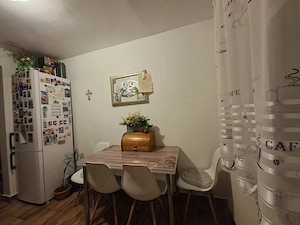 Vand Apartament 2 camere  - imagine 2