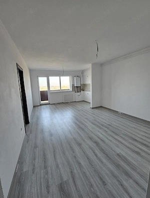 Apartament tip studio  54 m.p Subcetate Sanpetru - imagine 5