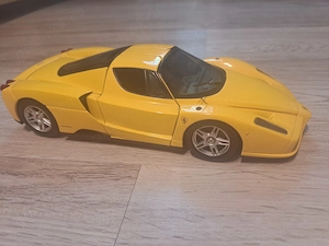 Set Machete Ferrari 1 18 Bburago  Hotwheels   Modele de Colecție (F50, 250 LM, 360 Modena, Enzo )) - imagine 5