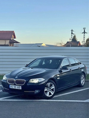 Seria 5 F10, 520D-184HP, Automat interior M - imagine 3