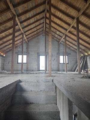 Casă de vânzare la intrarea în Pașcani   75.000   - imagine 9