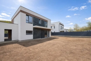 Casă individuală în zonă retrasă, aproape de natură, 150 mp utili, 600 mp teren 