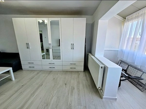 De inchiriat apartament cu 1 camera, zona Buziasului  - imagine 7