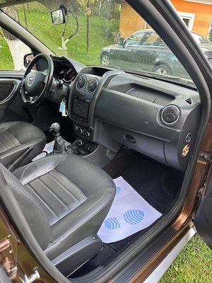 Dacia Duster Prestige 4x4 2015 - imagine 5