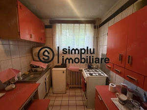 3 camere semidecomandate, parter/4 - 92 000 Euro - imagine 6