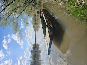 De vanzare barca cu motor si peridoc!