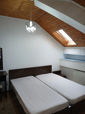 Particular închiriez garsoniera centru 