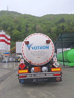 Semiremorca cisterna ADR  Kassbohrer ,an 2021,5 comp., unic proprietar ,istoric service  - imagine 3