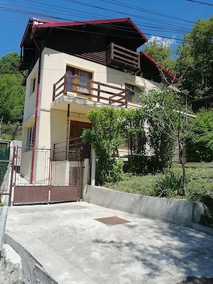 Campina, vila P+E, priveliste superba spre dealurile impadurite