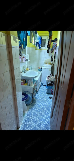 Vând apartament 2 camere et 1 din 4  - imagine 4