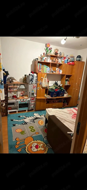 Vând apartament 2 camere et 1 din 4  - imagine 3