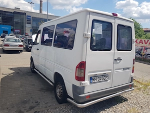 Microbuz Mercedes Sprinter, 9 locuri - imagine 3