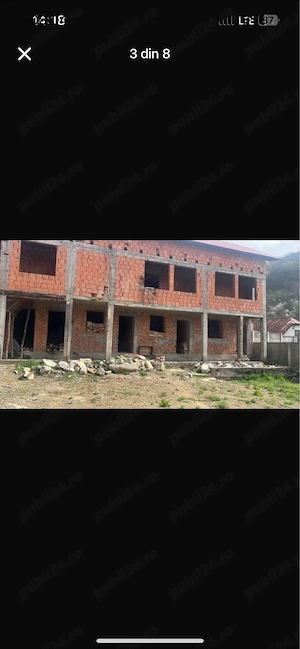 Casă de vânzare în zona lacul mic la strada principală,2 intrări curte foarte mare  - imagine 7