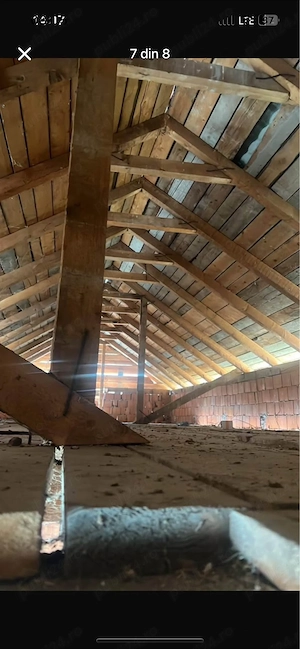 Casă de vânzare în zona lacul mic la strada principală,2 intrări curte foarte mare  - imagine 19