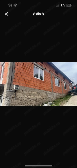Casă de vânzare în zona lacul mic la strada principală,2 intrări curte foarte mare  - imagine 20