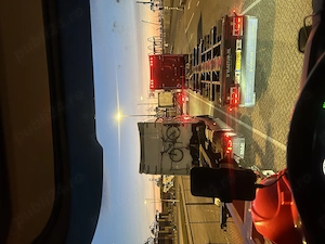 Casă de vânzare în zona lacul mic la strada principală,2 intrări curte foarte mare  - imagine 21