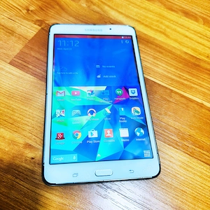 Tableta Samsung Galaxy TAB 4 Alba, Quad-Core, GPS, Wi-Fi, Livrare GRATUITA