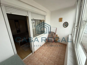 Închiriere apartament 2 camere Oradea | Central | Lift renovat | Balcon generos - imagine 12