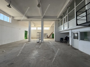 Hala 300 mp | Birouri + Vestiar | Acces auto | 3 intrari | Zona Lipovei - imagine 2