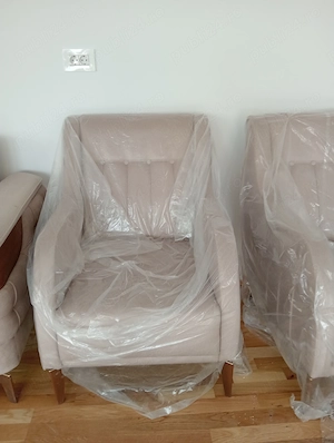 Canapea Nouă la preț de utilă