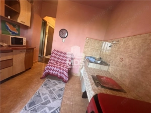 Decomandat, mobilat si utilat la etajul 3 - imagine 5