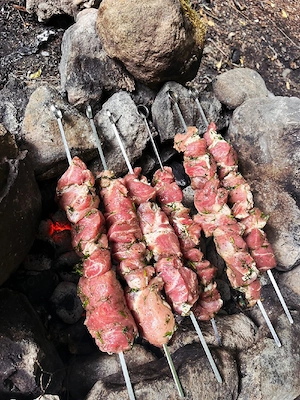    Șașlîc armenesc premium | Rețetă autentică | Gătit pe jar la locația ta - imagine 5