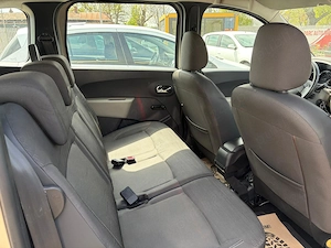 Dacia Lodgy 7 Locuri   1.5 Dci - 110 c.p   Euro 5  Posibilitate finanțare doar cu buletinul. Avans 0 - imagine 6