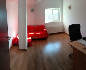 Apartament mare in vila cu curte - imagine 3