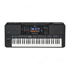 Yamaha psr SX 720