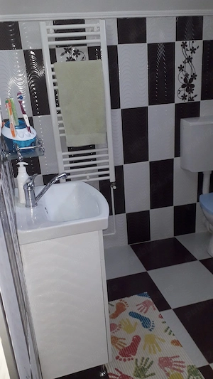 Casă cu etaj, eficienta energetic - imagine 5