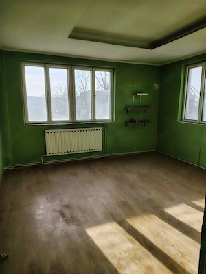 Clădire de vânzare, parter plus etaj, 300 mp, strada Depozitelor nr. 8 - imagine 2