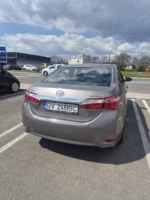 Vand Toyota Corolla 2016, 102100 km, 1.4 benzina, 99 CP, Euro 6  - imagine 3