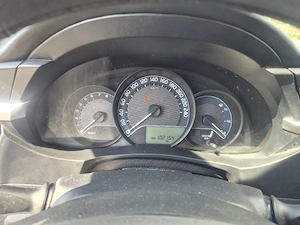 Vand Toyota Corolla 2016, 102100 km, 1.4 benzina, 99 CP, Euro 6  - imagine 4