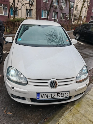 Golf 5 în stare foarte buna