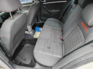 Golf 5 în stare foarte buna - imagine 5